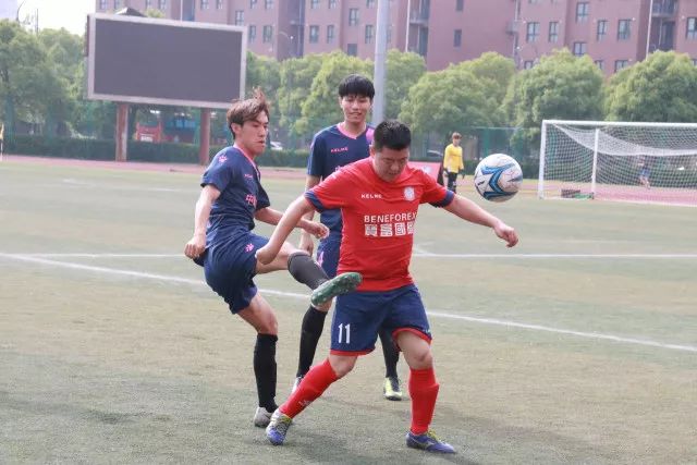 六台：阿森纳放弃对阿尔瓦雷斯兴趣，因被球员告知离队只愿去巴萨